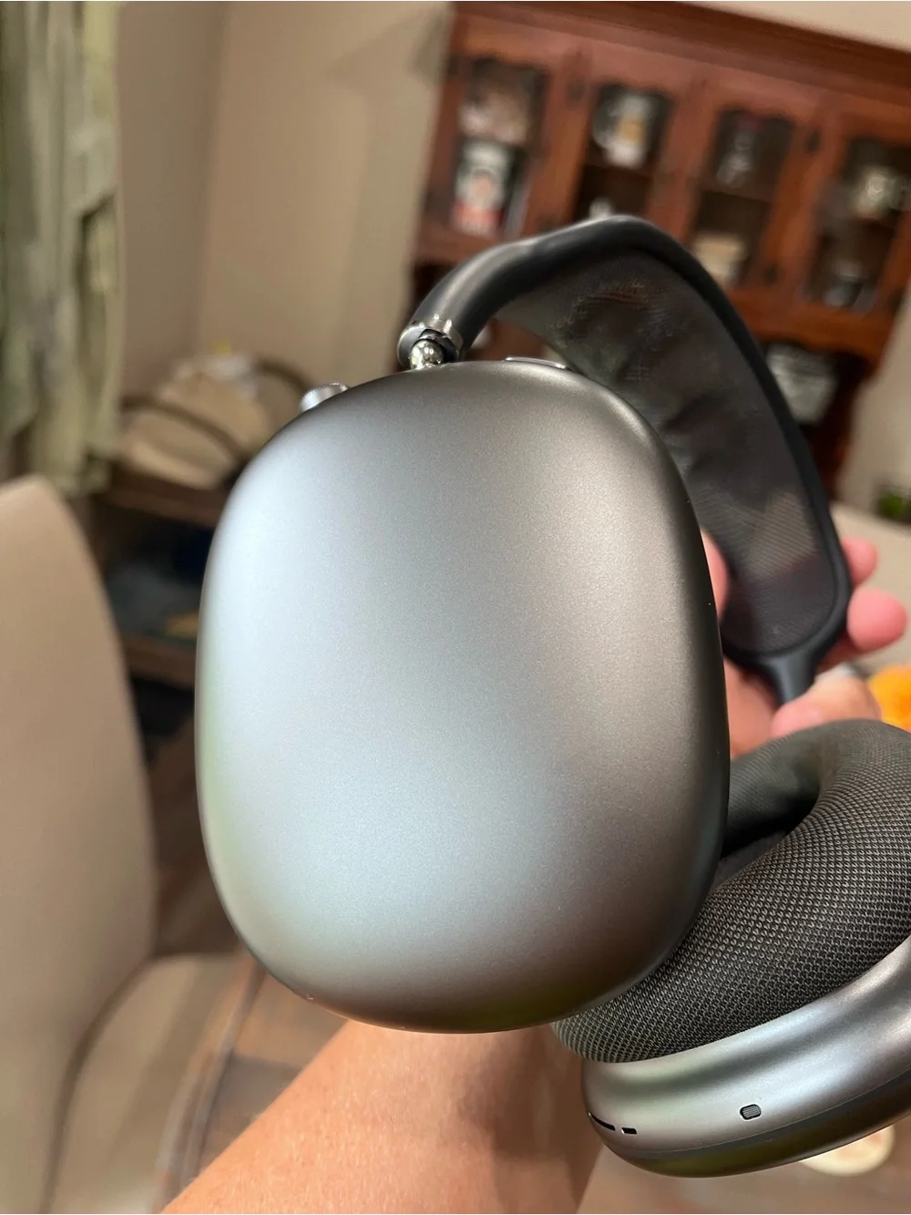 Apple selling 100%